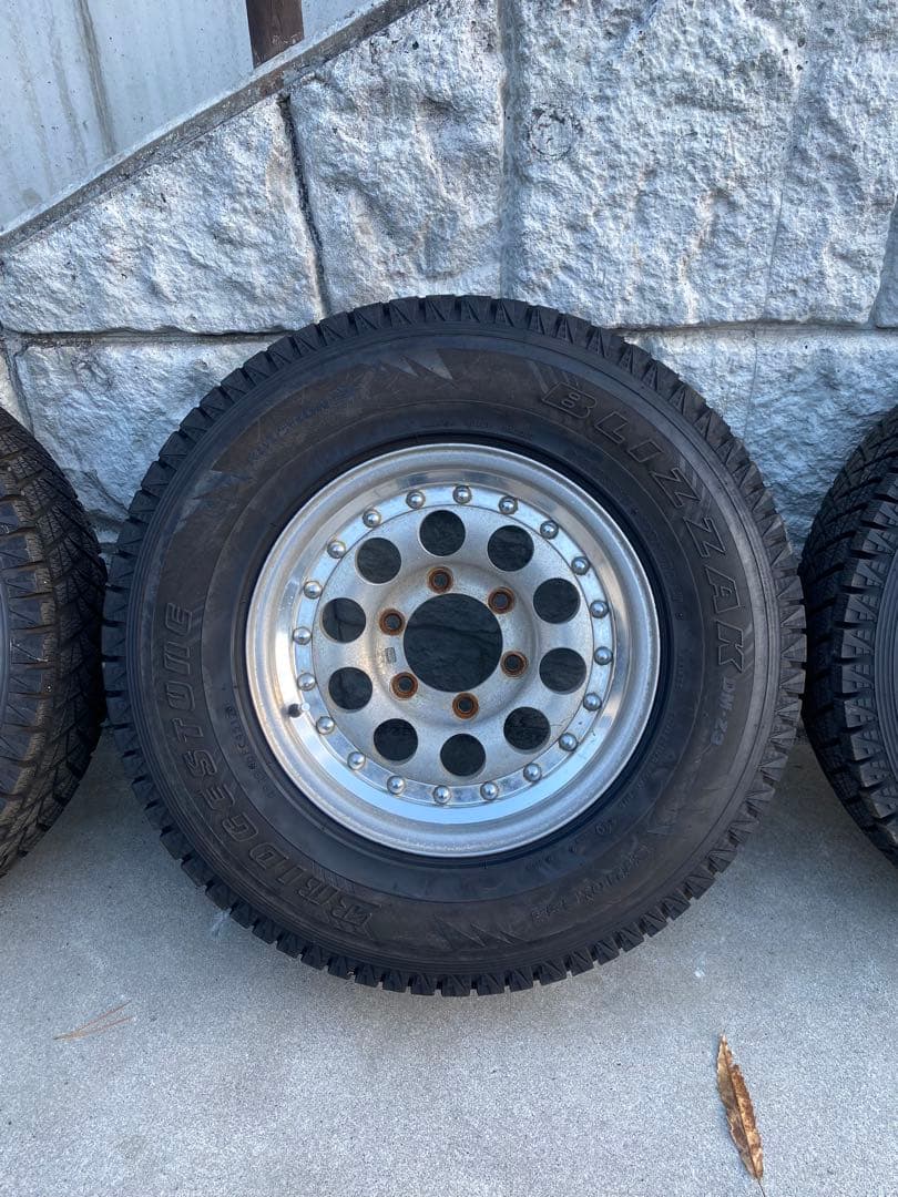 ランクル40　215/80R15 スタッドレス ホイール 4本セット ブリザック