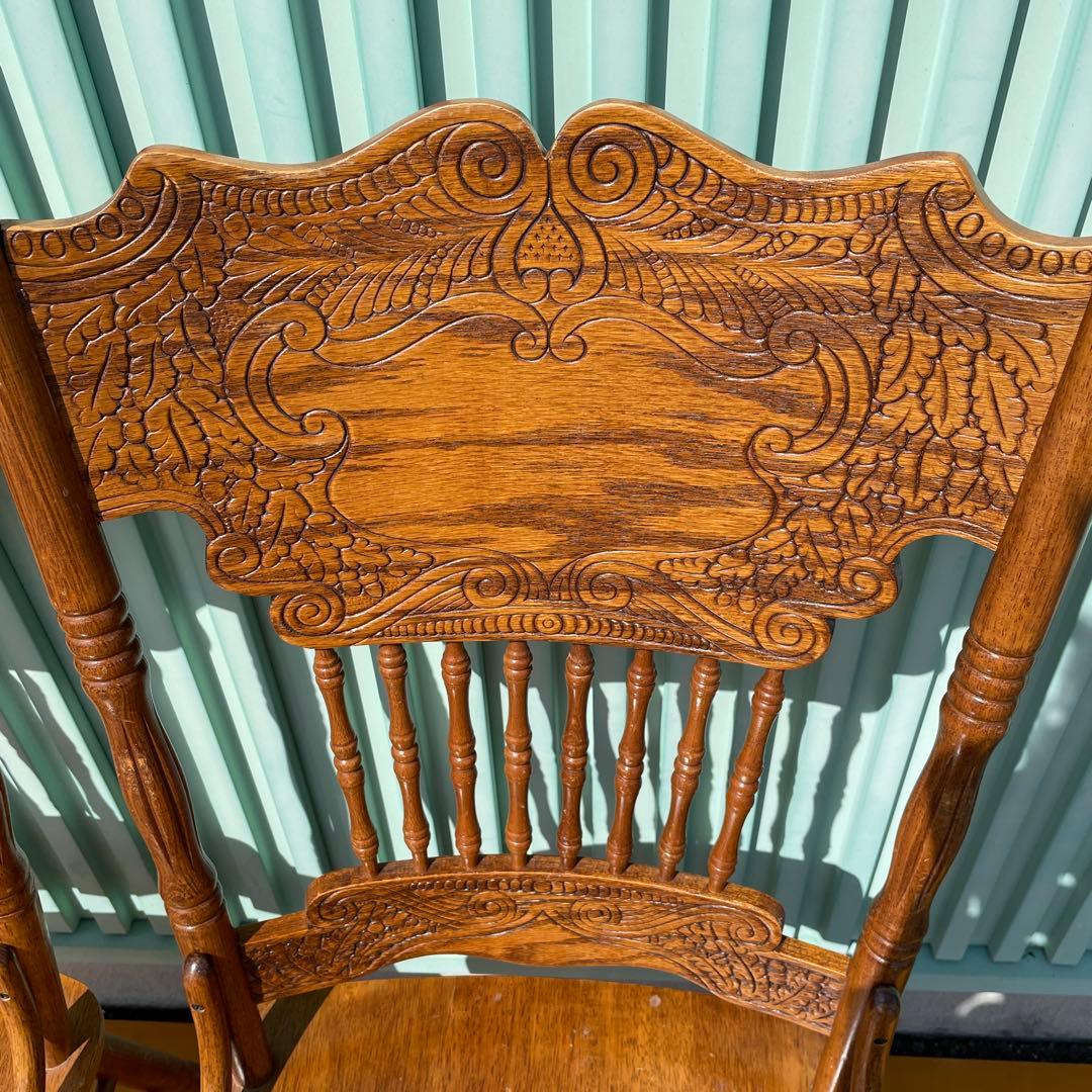シンリー Shin Lee 2脚セット　ダイニング　椅子 チェア　彫刻 オーク材