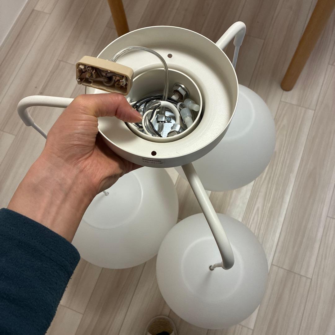 パナソニックシャンデリアLGB19411WF(ホワイト仕上げ)