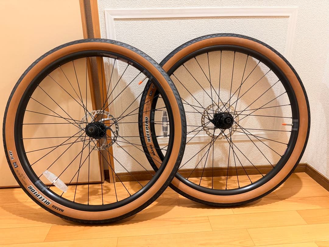 WTB HTZ i25 完組ホイール　スルーアクスル　ディスクブレーキ 650c