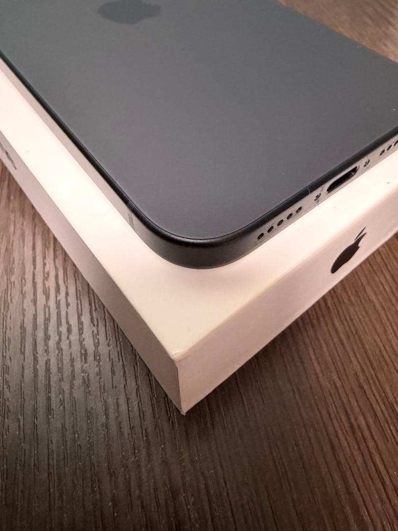 Apple iPhone 15 128GB SIMフリー 本体