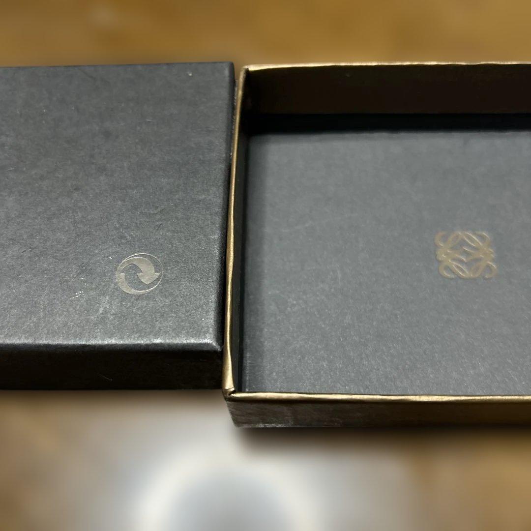 未使用　箱入りロエベ　カードケース　名刺入れ　アナグラム　レザー　ブラック