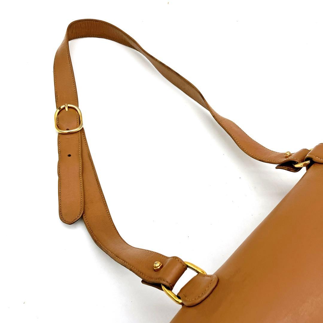 【GUCCI】ショルダーバッグ　マーモント　GG金具　ライトブラウン