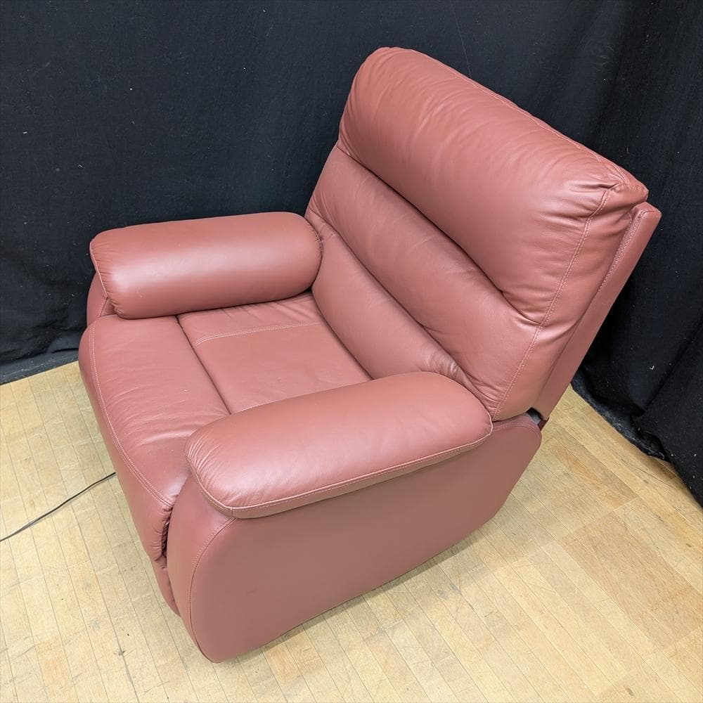 ニトリ　ビリーバ　本革　ハーフレザー　電動リクライニングソファ　一人掛け　B