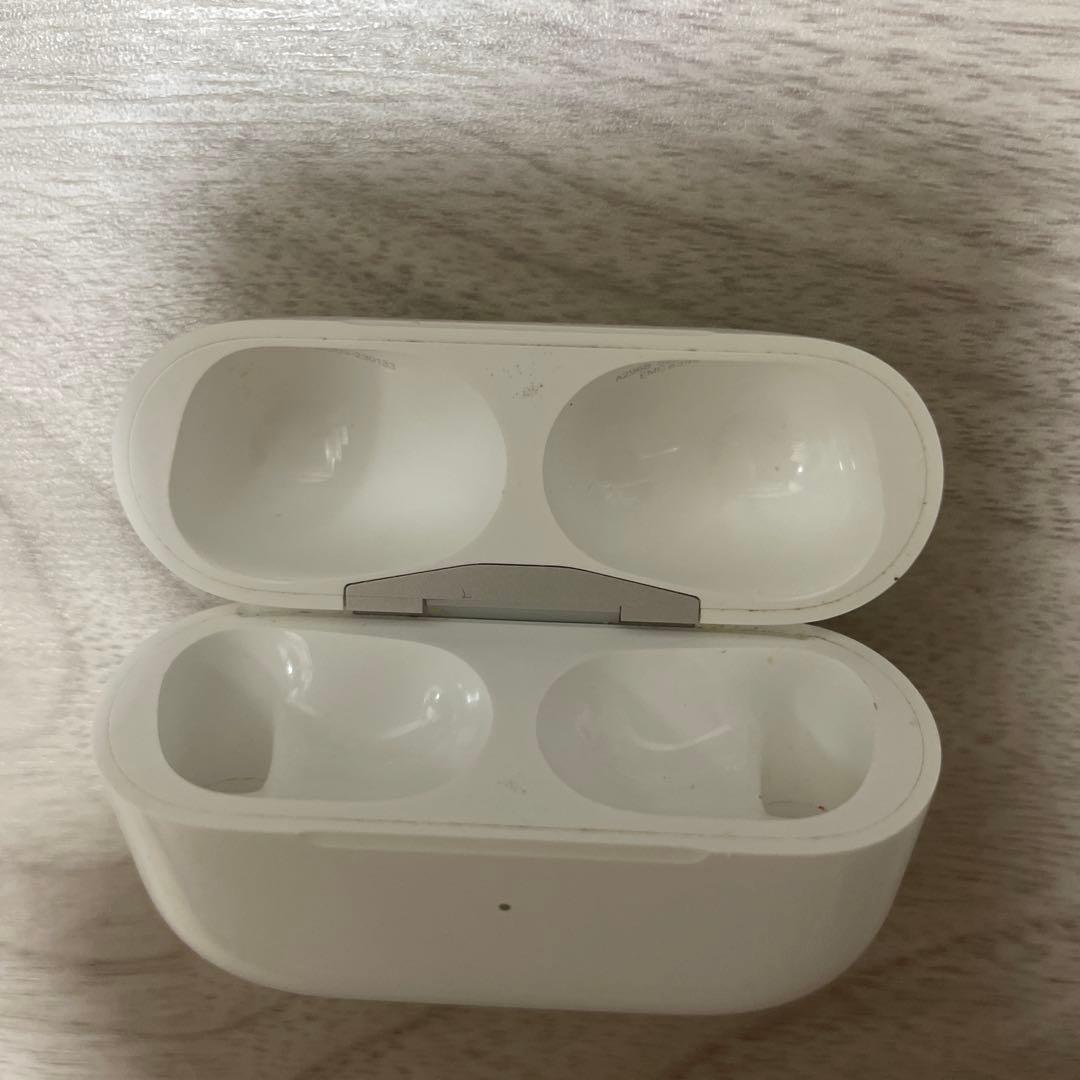 AirPods Pro2、USB-Cケーブル付き純正元値39800円