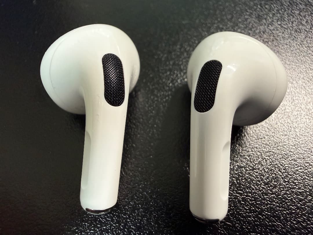 AirPods Pro 2 本体 lightning充電ケース付き(刻印あり)
