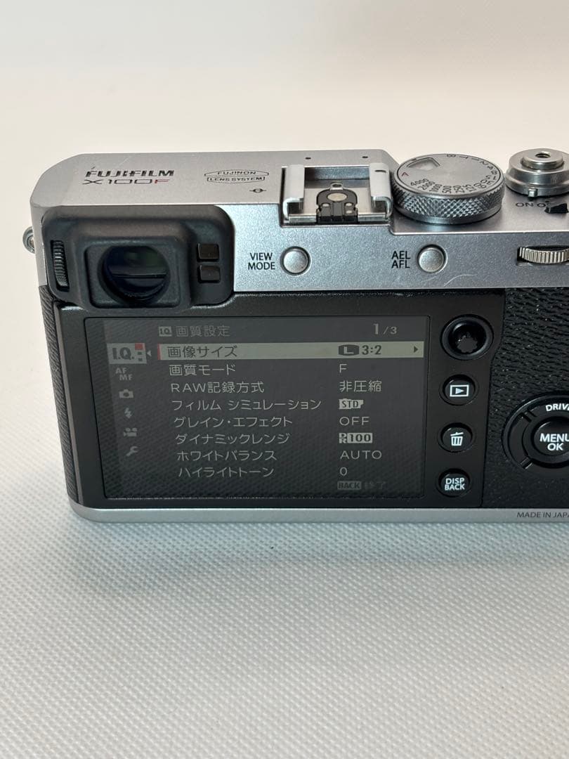 FUJIFILM 富士フイルム X100F シルバー デジタルカメラ