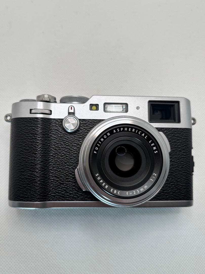 FUJIFILM 富士フイルム X100F シルバー デジタルカメラ