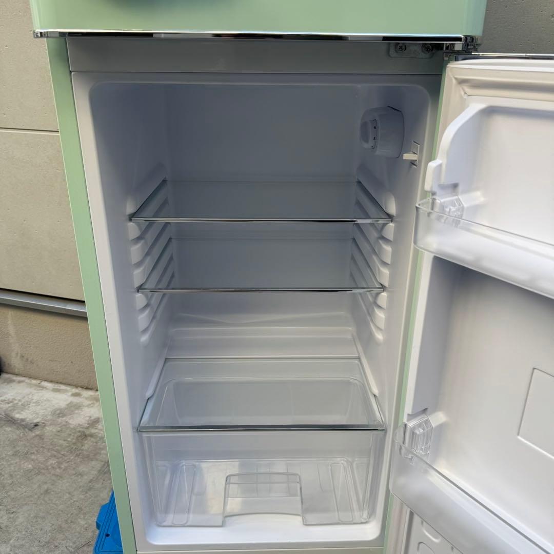 114⭐️2022年製美品★レトロ風　冷蔵庫　ライトグリーン　一人暮らし　オーヤマ