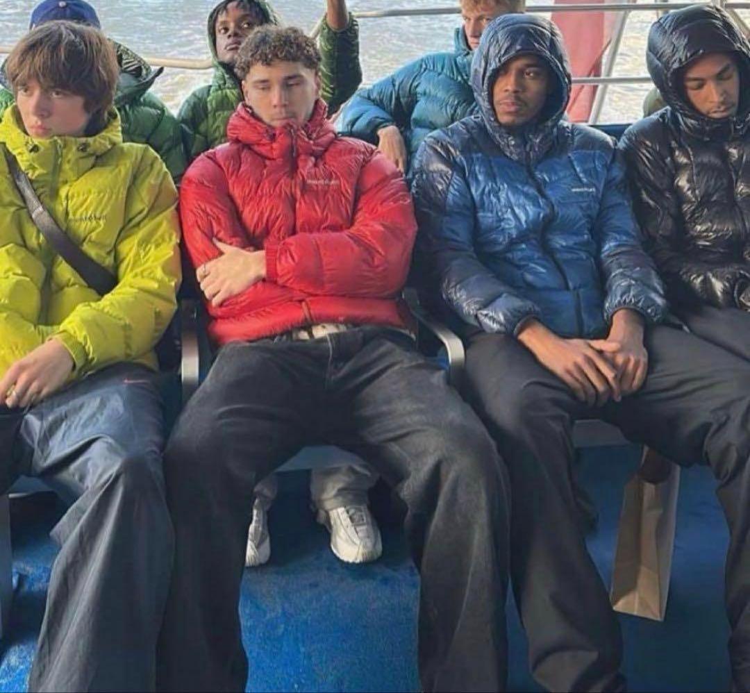 Marmot ダウンジャケット