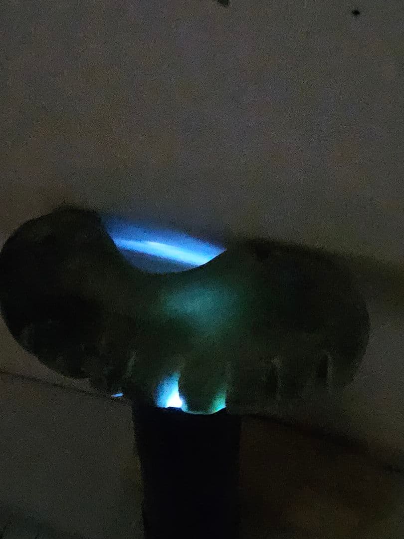 超特大 獣型 薙鎌 翡翠勾玉　　☆28,000円☆