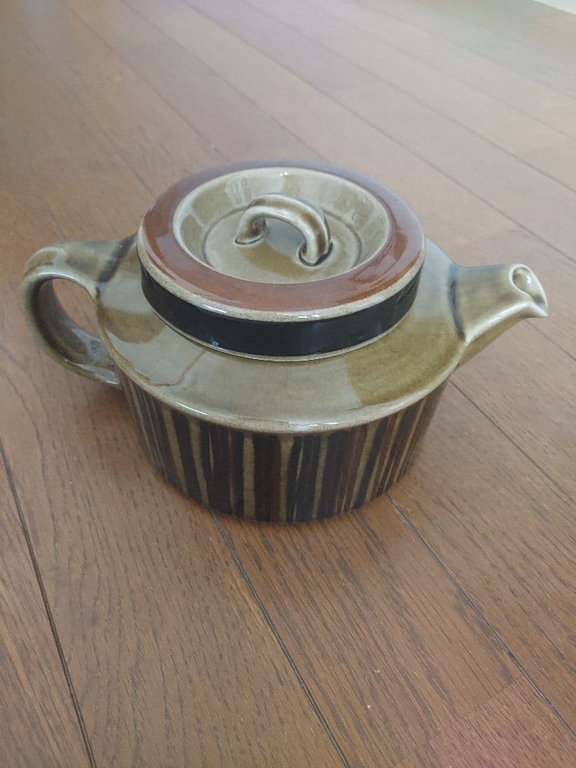 【食器棚整理】ARABIA　KOSMOS ティーポット・クリーマー・プレート