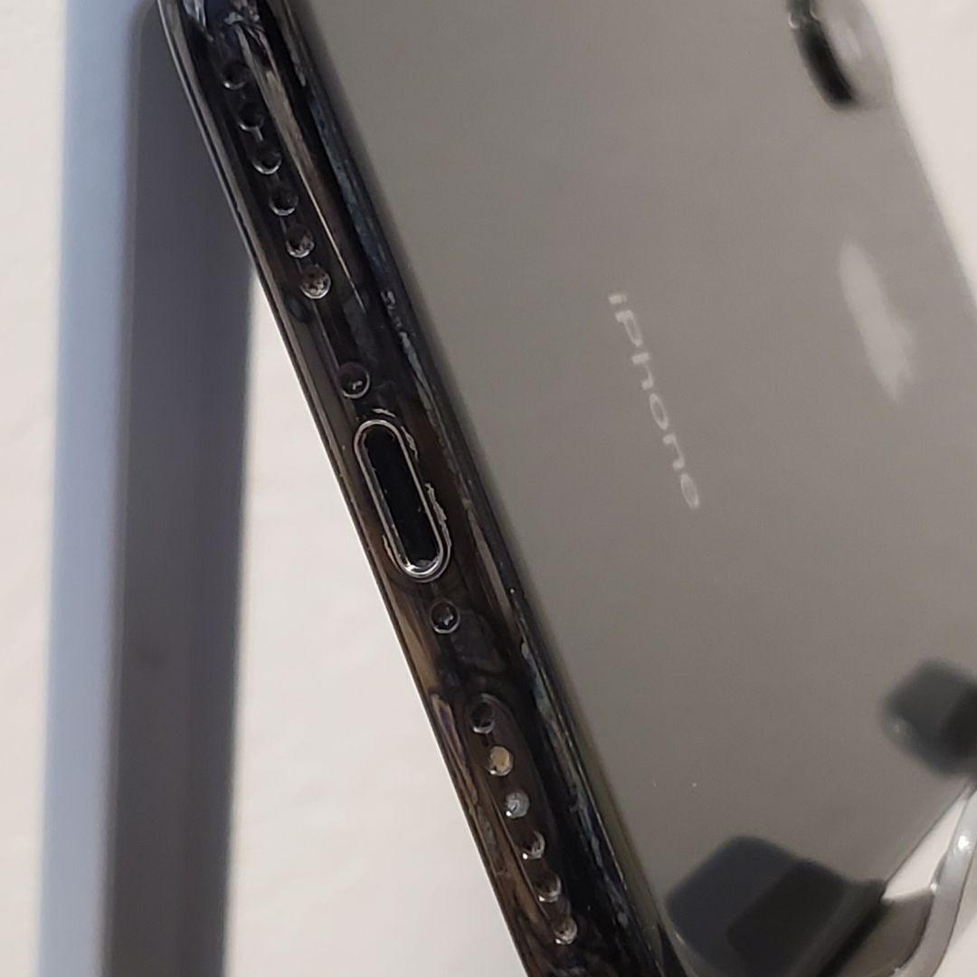 iPhoneX【256G】docomo（挿入口劣化）