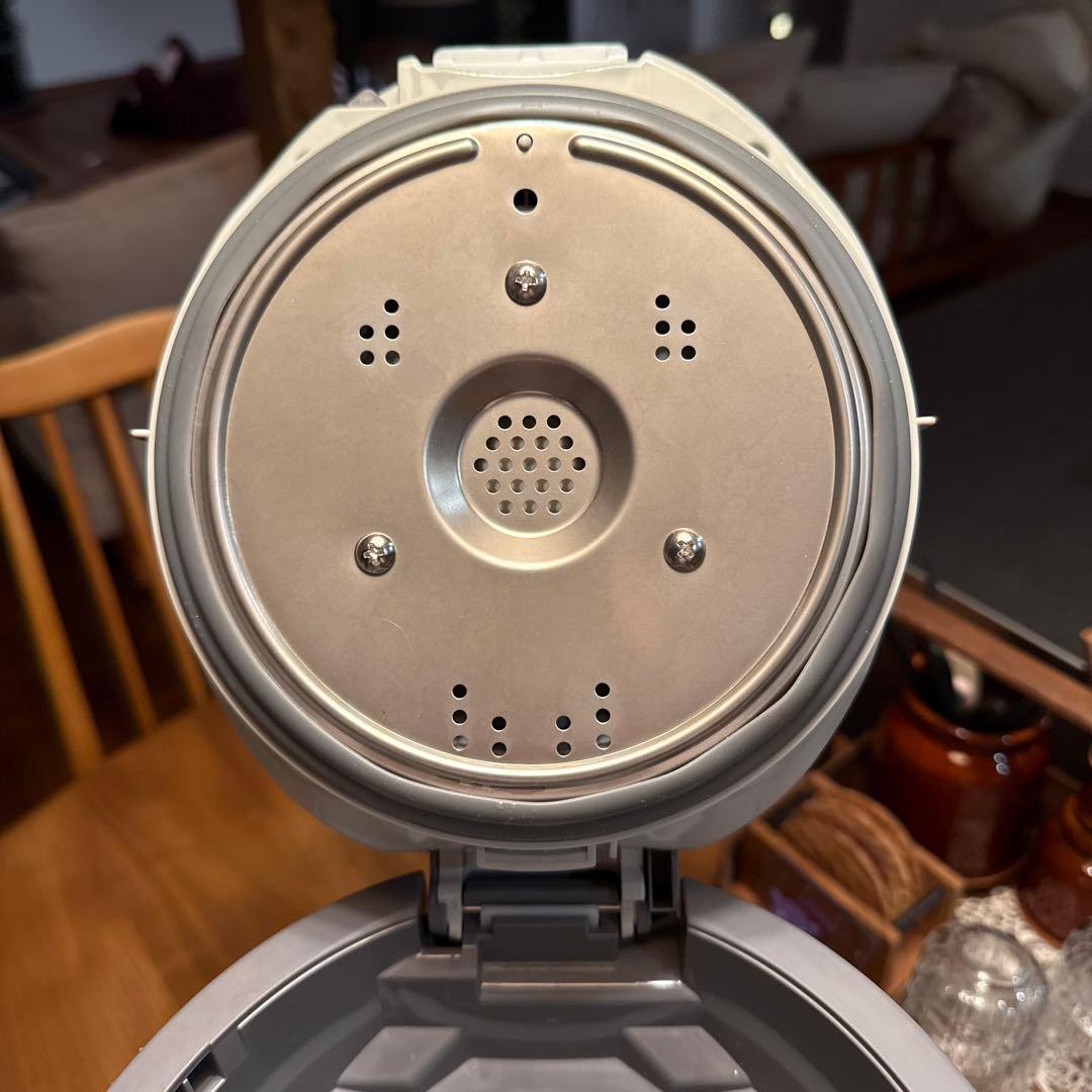 2022年　象印加湿器