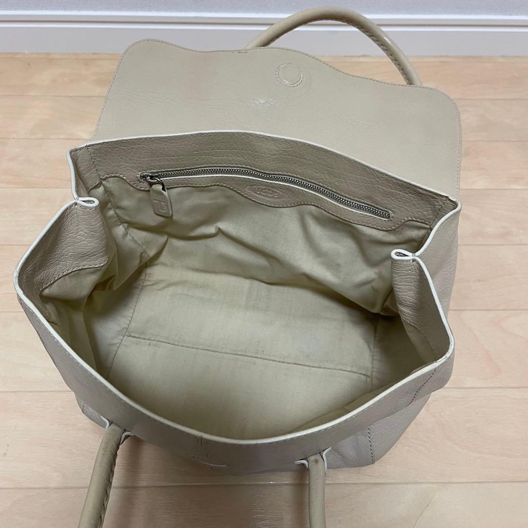 ■ TOD'S（トッズ） 良品 / レザー/ハンドバッグ/ ベージュ系