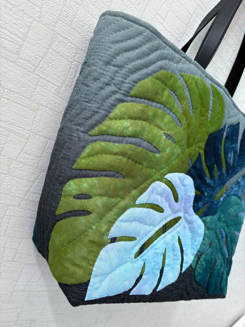 ハワイアンキルト　トートバッグ　　　　　カラフルモンステラ♡【こう】