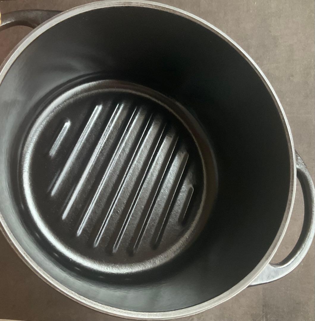 VERMICULAR オーブンポットラウンド　両手鍋 マットブラック　18cm