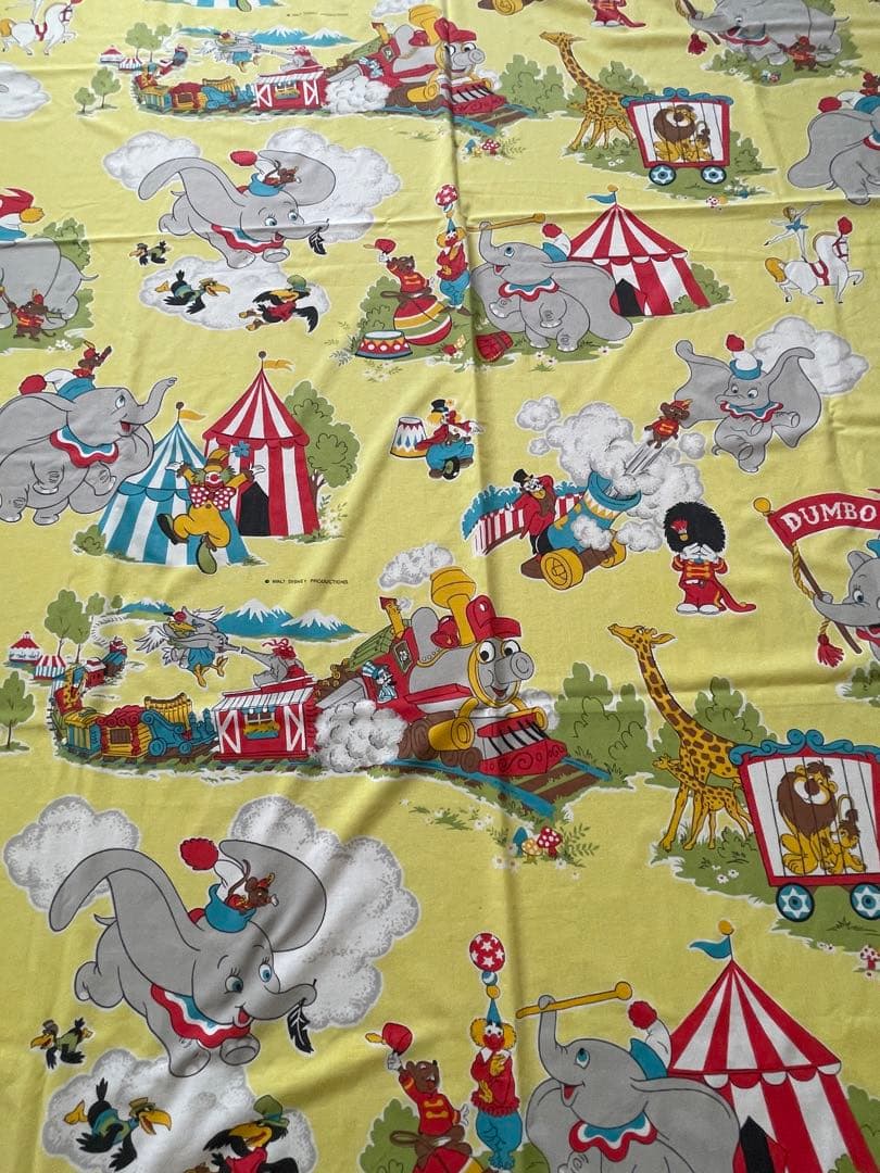 ☆ビンテージシーツ　ダンボ　生地