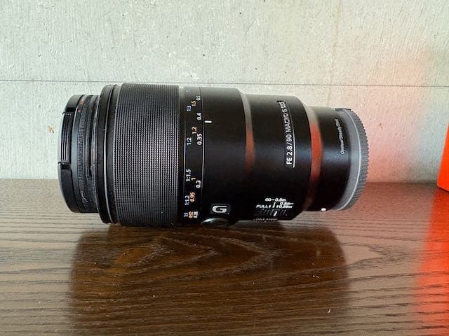 SONY SEL90M28G マクロレンズ