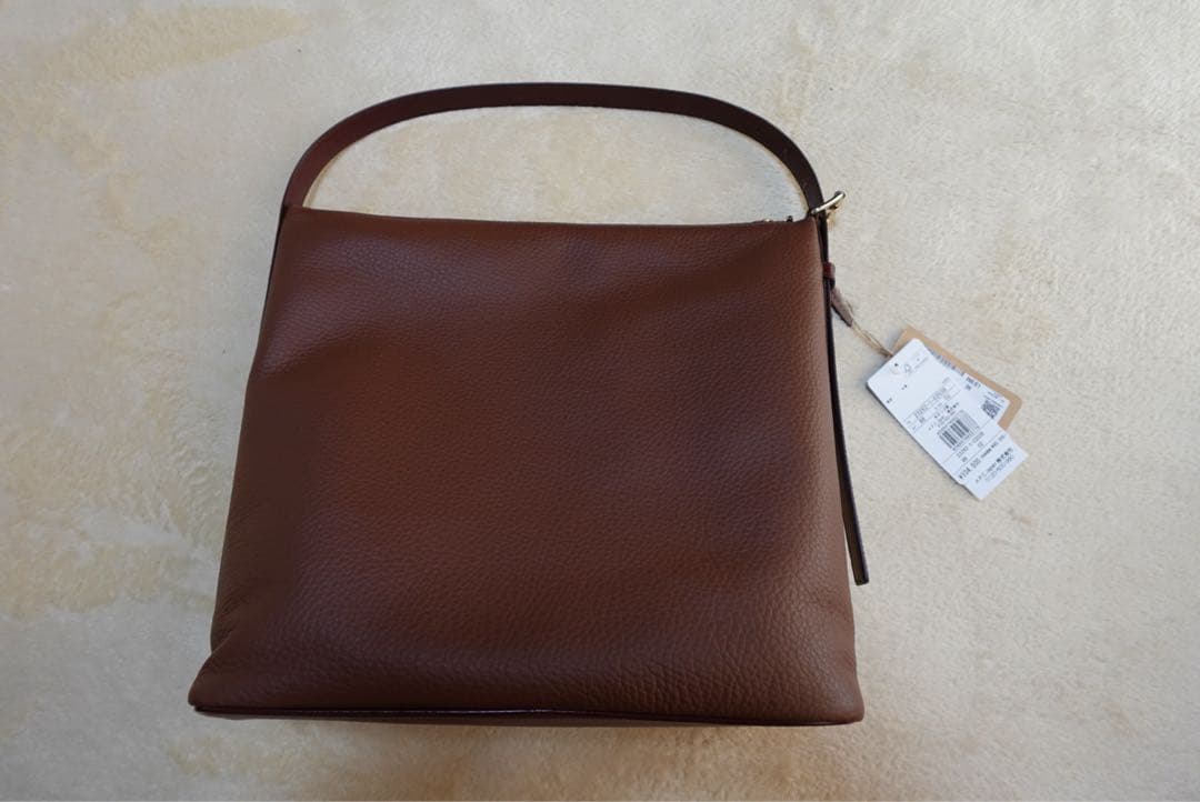 A.P.C. アーペーセー　ブラウンレザーショルダーバッグ