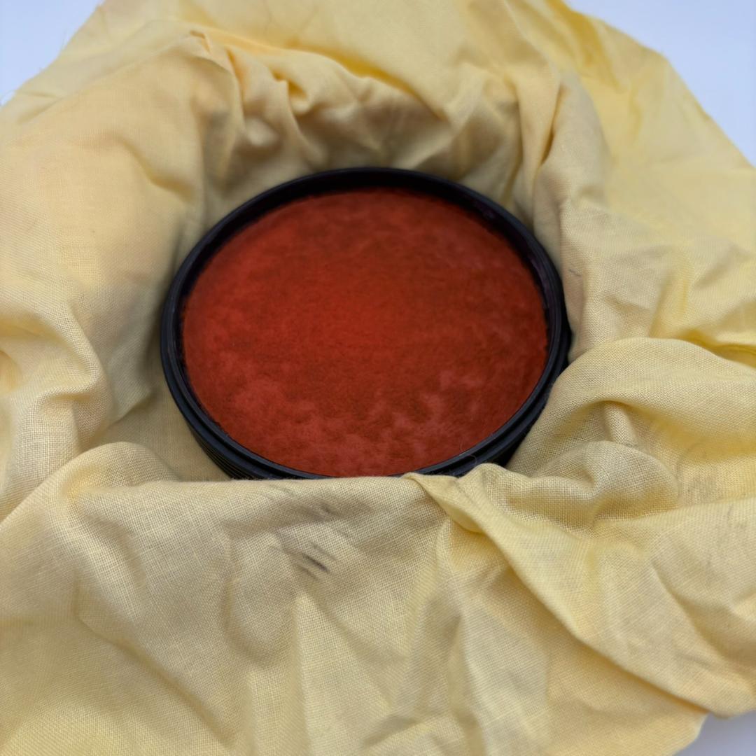 【木箱・共布・栞付】青銅 朱肉入 瑞峰堂 菊花文 金工 工芸品 書道具