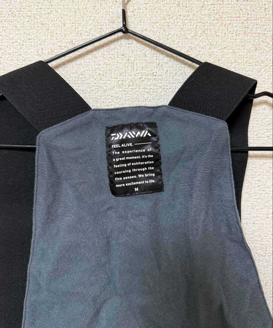 ダイワDAIWA ゴアテックス　防寒パンツ メンズM グレー　専用サスペンダー付