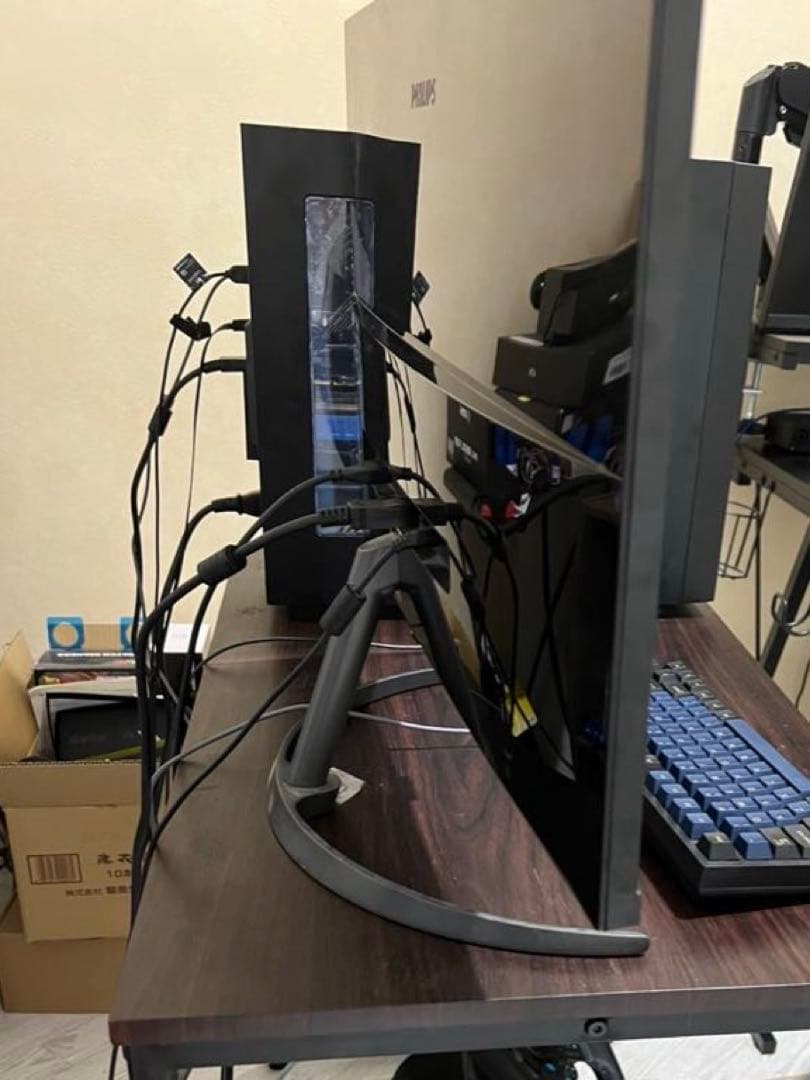 PHILIPS 276E8V 4k モニター