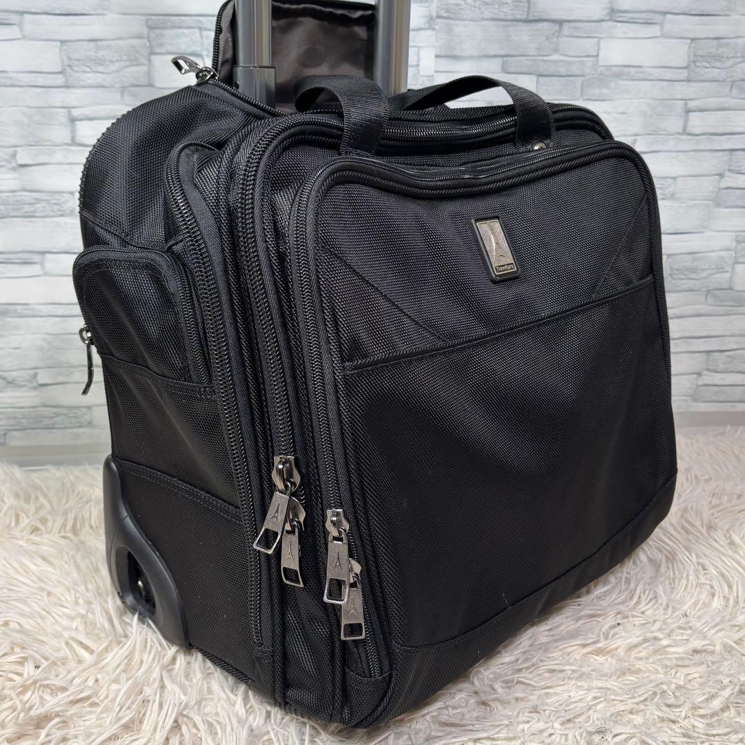 極美品　Travelpro トラベルプロ　FlightCrew 5 小型キャリー