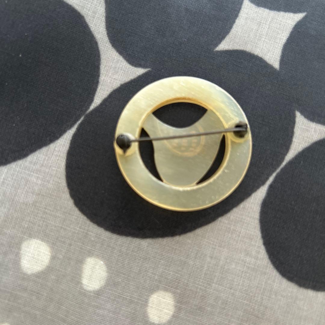 ミナペルホネン　トリ　ブローチ