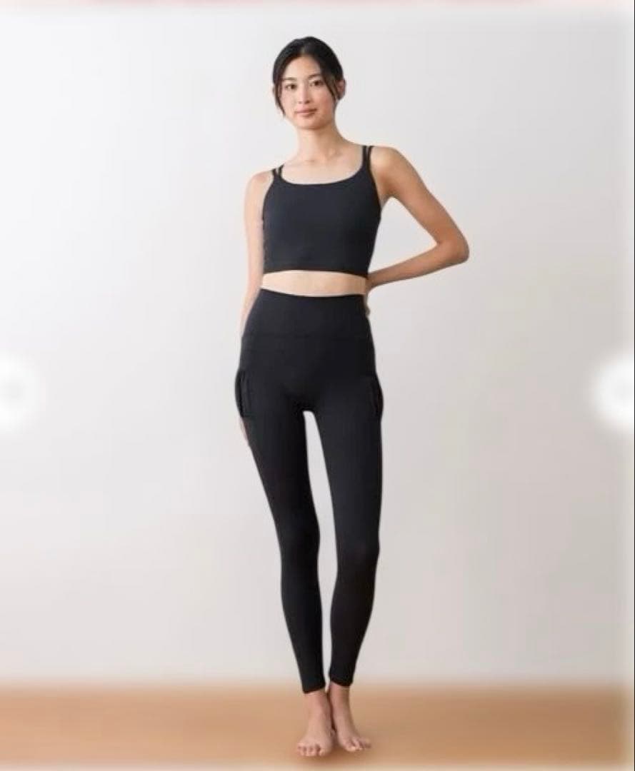 スカーラ　ブラトップ付きフラワーレーストップス　ブラック　S