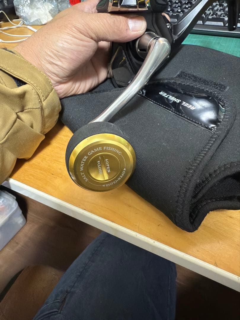 シマノ　13ステラSW18000HG　SOMスプール、ノブ付き!!