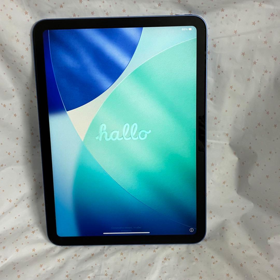 iPad第10世代　本体 ブルー　ケース付き