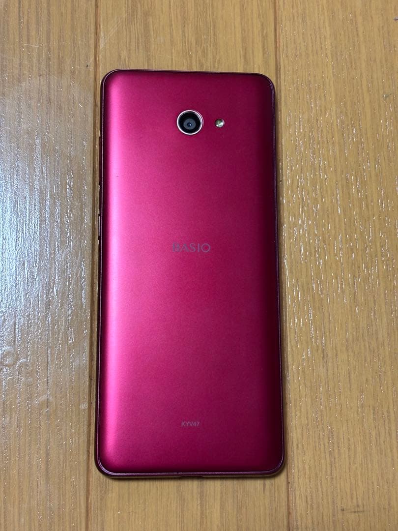 KYOCERA BASIO4 レッド