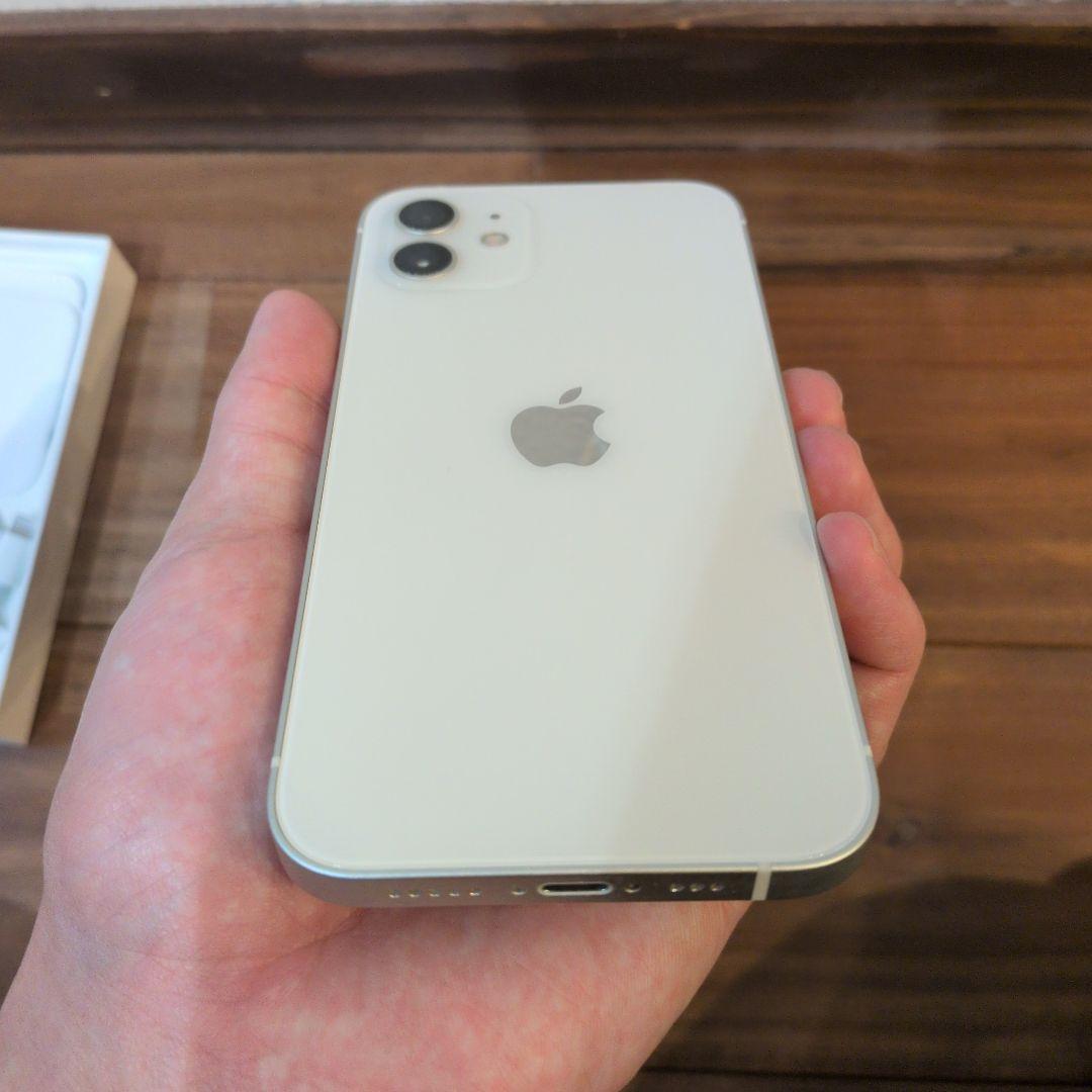 Apple iPhone 12 ホワイト 64GB 美品　SIMフリー