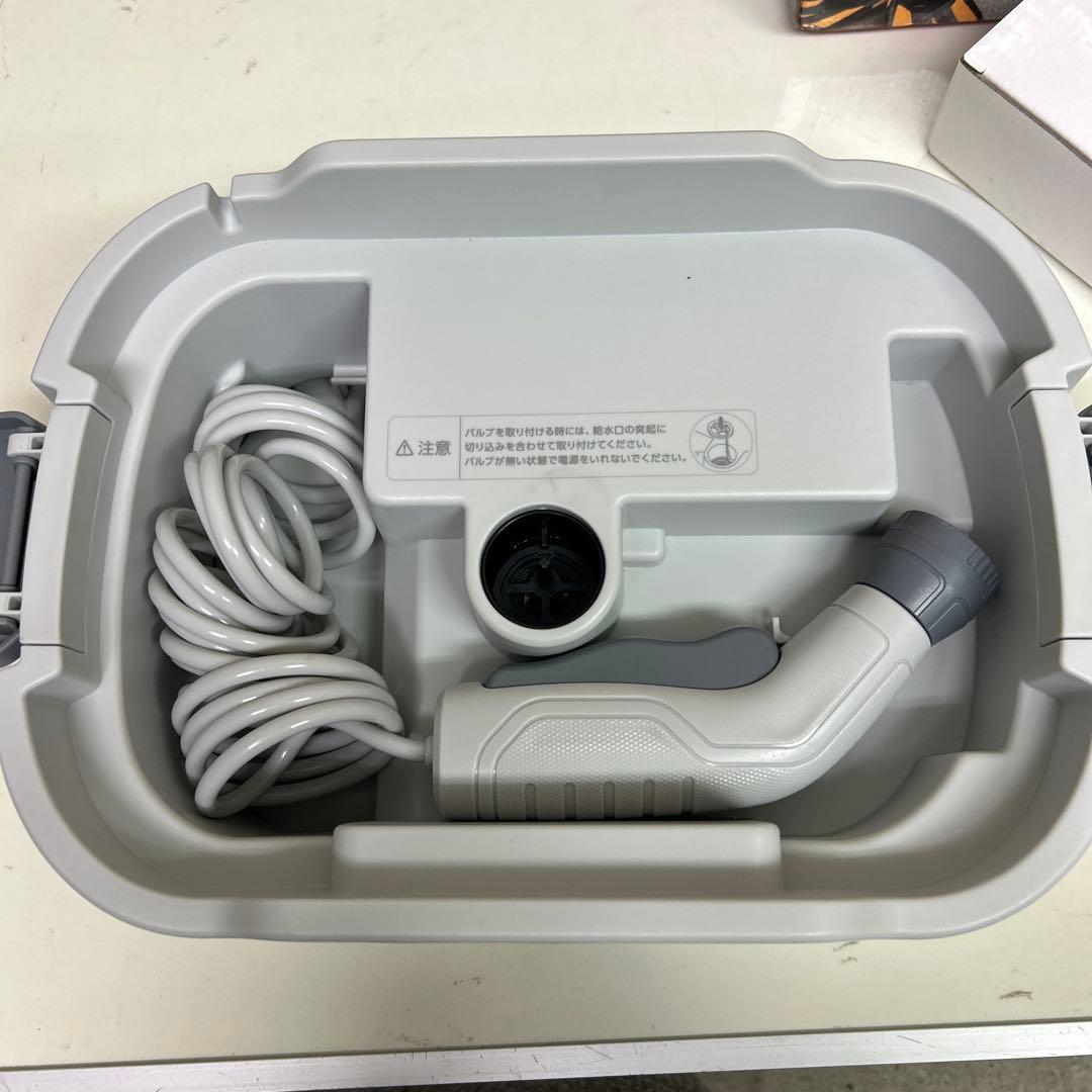 ほぼ新品　アイリスオーヤマ ポータブルウォッシャー　JPW-T81 洗浄機