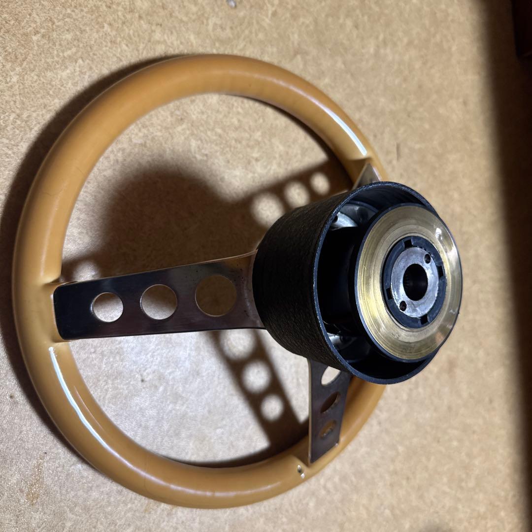 ムーンアイズ ステアリング