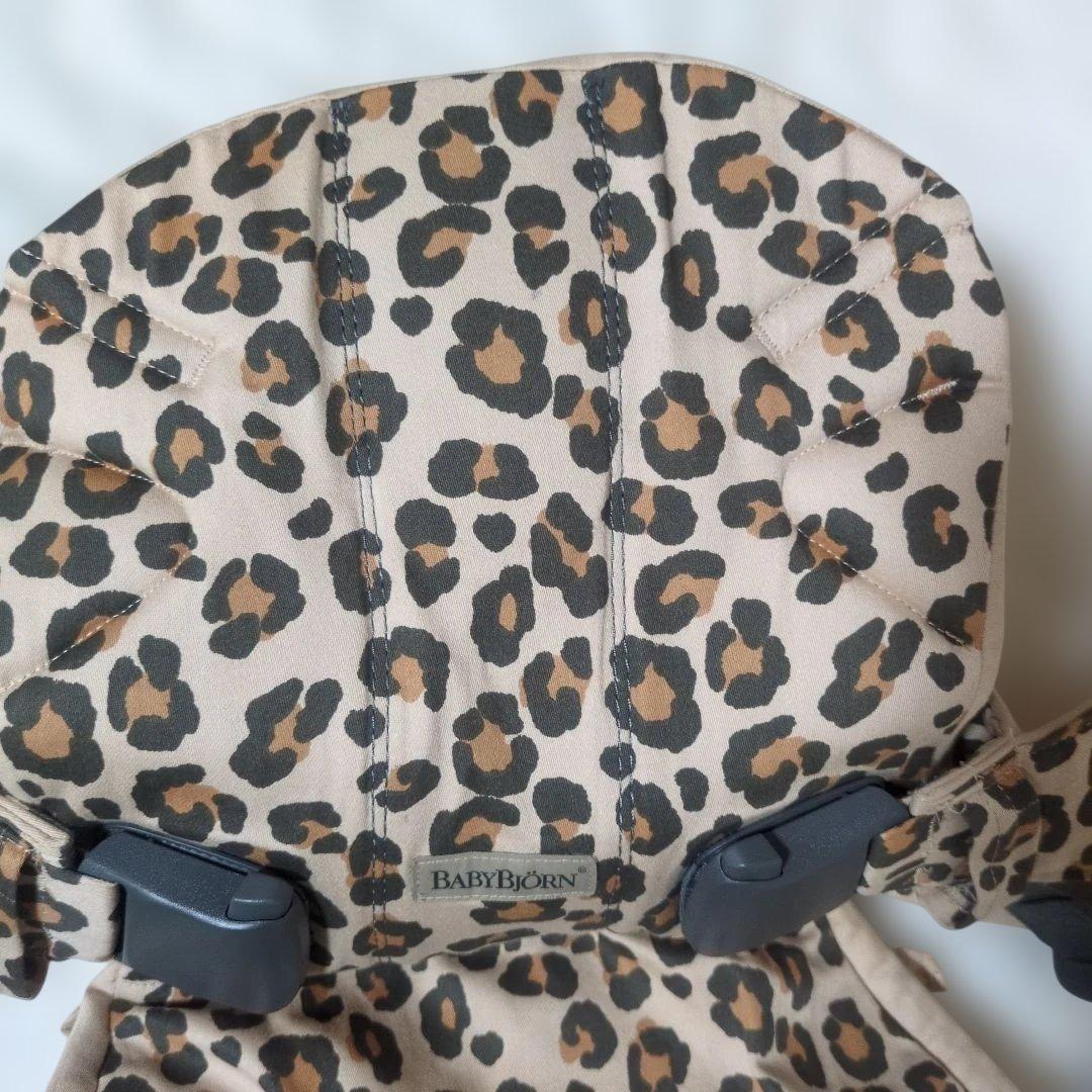 未使用　ベビービョルン ONE KAI 抱っこ紐 レオパード 豹柄 ヒョウ柄