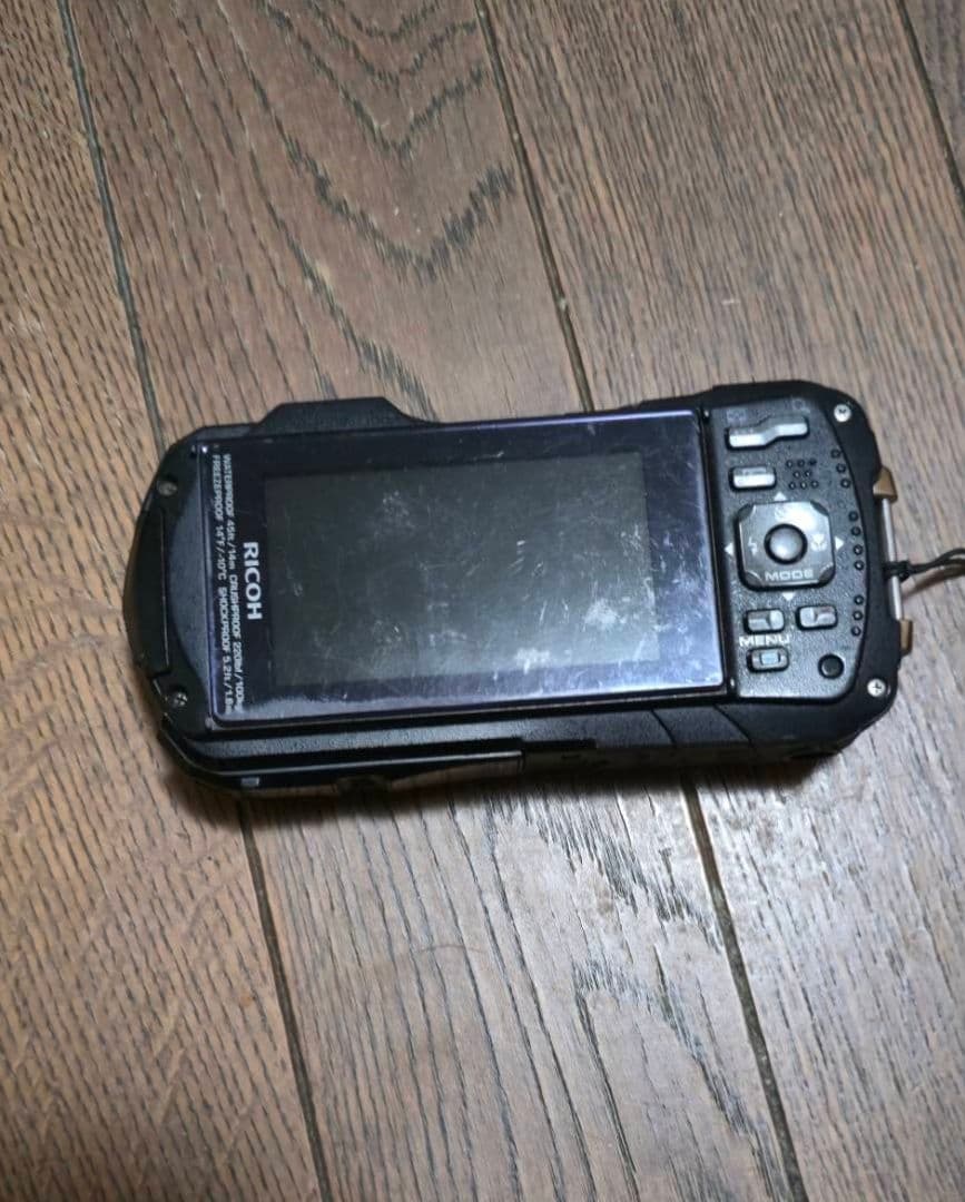 値下げ　RICOH 防水デジタルカメラ