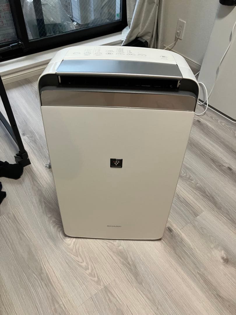 【ほぼ新品】SHARP プラズマクラスター 衣類除湿乾燥機 2025年製