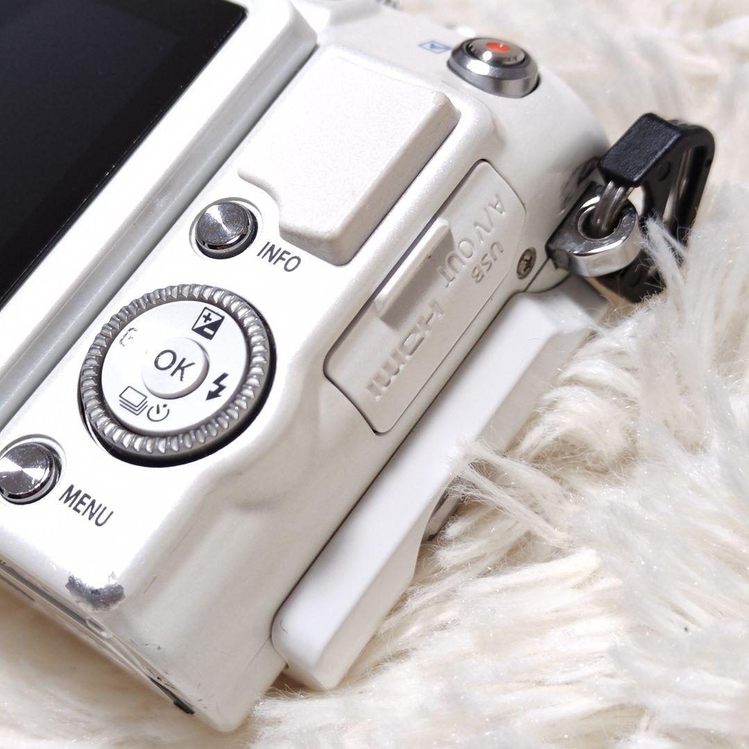 OLYMPUS PEN Lite E-PL6 ダブルレンズキット ホワイト