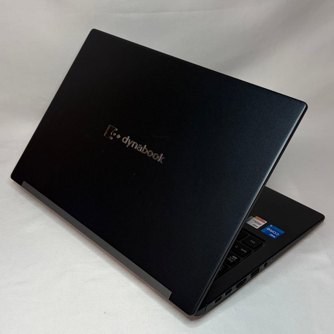 美品 dynabook G83 第13世代 i5 16GB 512GB オフィス