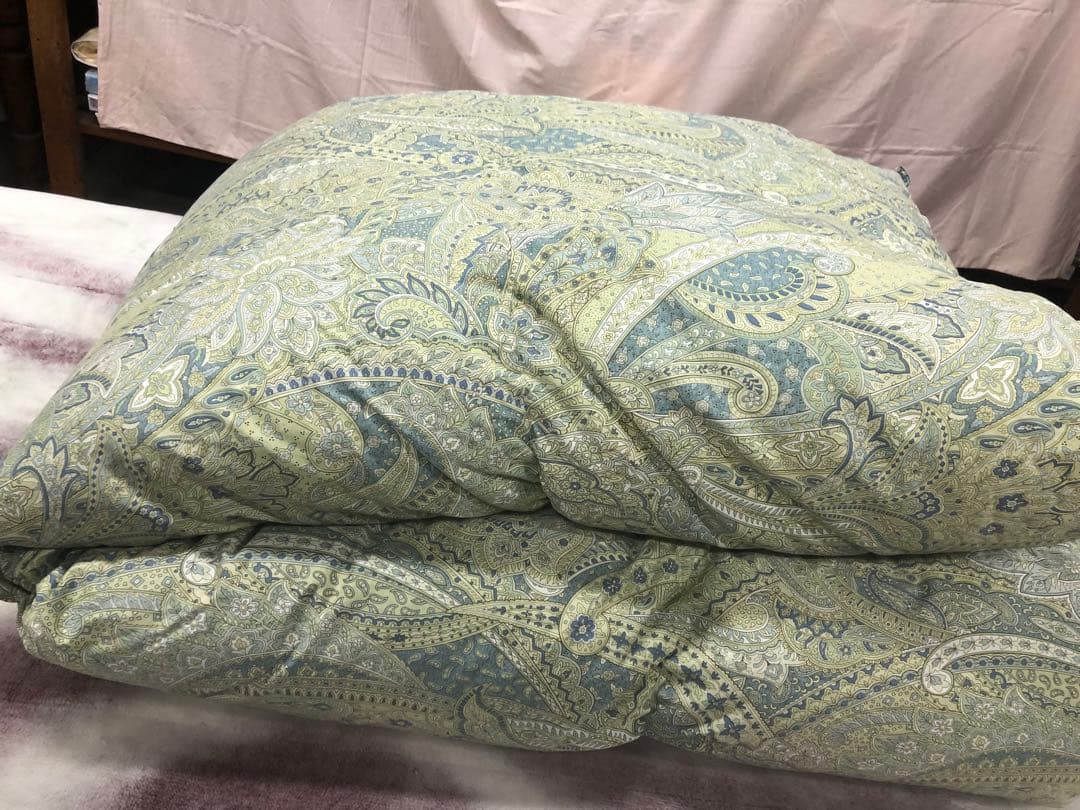 美品☆羽毛掛け布団　ダウン90%シングル