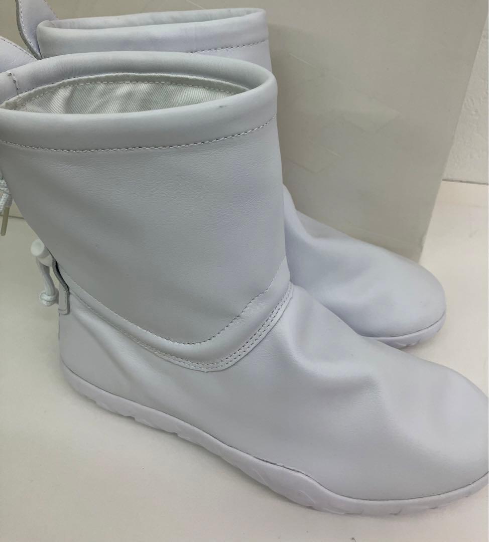 コムデギャルソン×NIKE☆'17春夏コレクション・白ショートブーツ