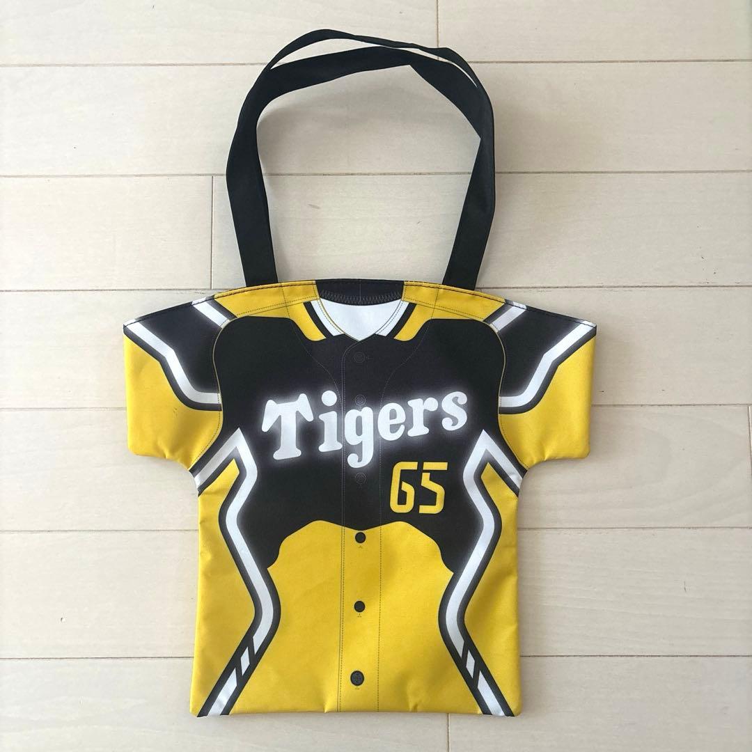 阪神タイガース　ウル虎の夏2023レプリカユニフォームＬ＆応援タオル他セット