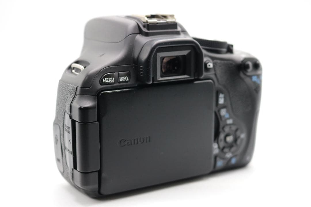 美品 【Canon EOS Kiss X5 トリプルレンズセット】 安心保証あり
