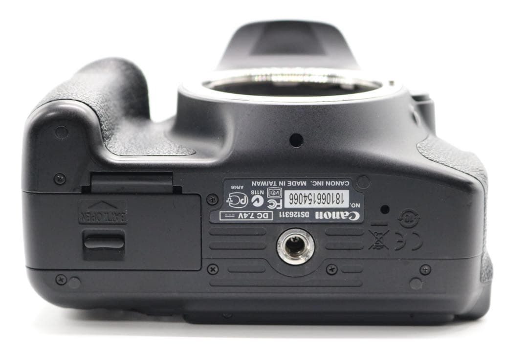 美品 【Canon EOS Kiss X5 トリプルレンズセット】 安心保証あり