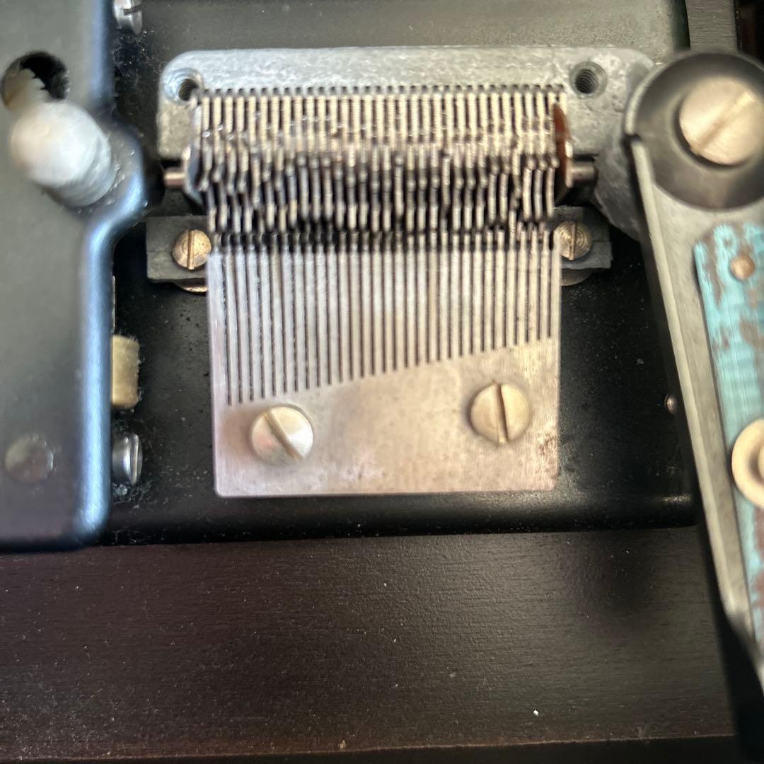 ジャンク品　スイス製　トーレンス　ディスク式オルゴール　1985年以前のお品物