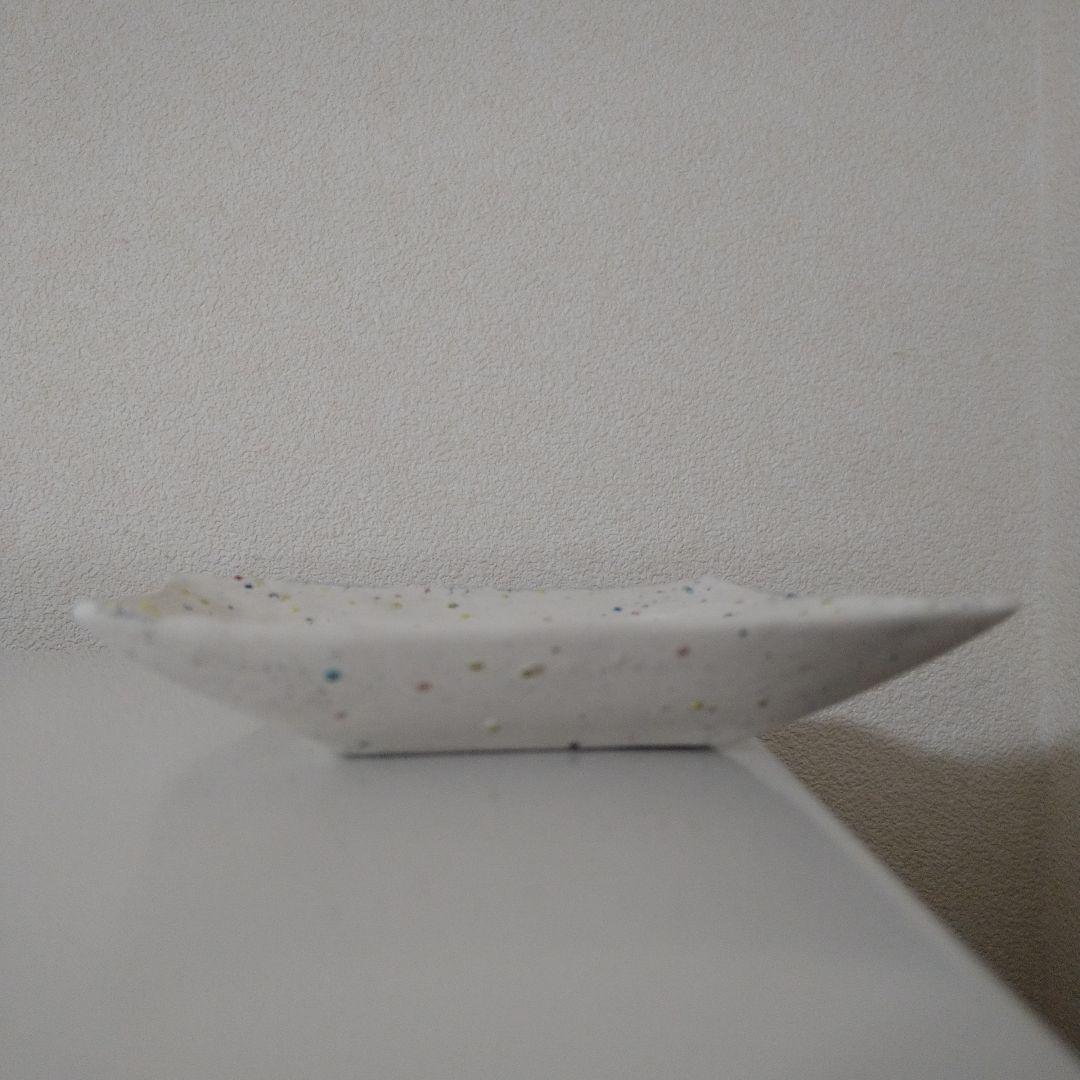 片瀬和宏さん　角皿