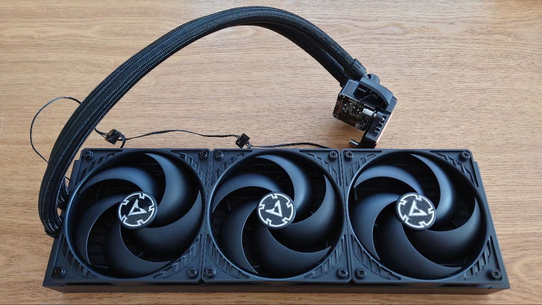 PC用ファン・クーラー ARCTIC LIQUID FREEZER III 360 BLACK