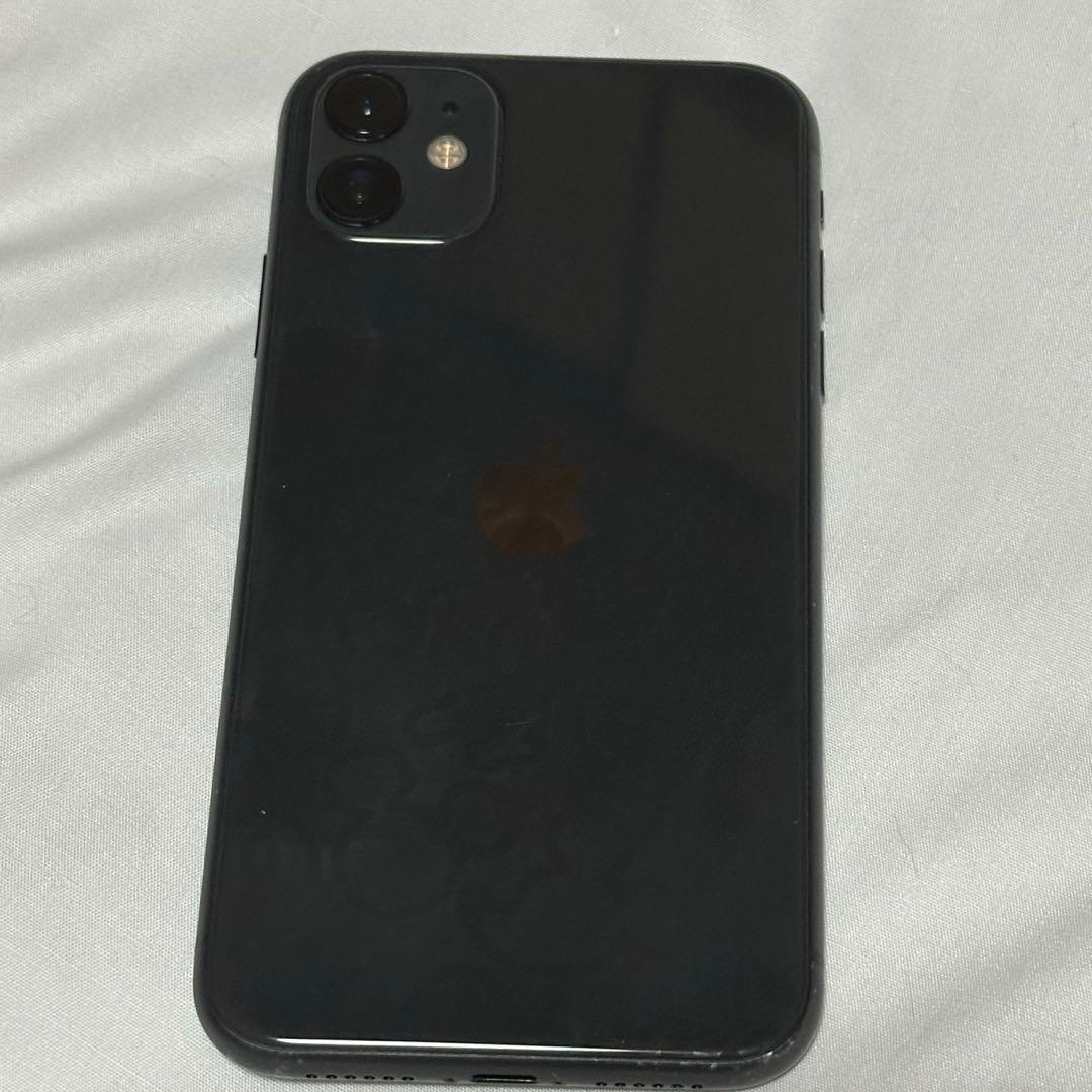 iPhone 11ブラック128GB